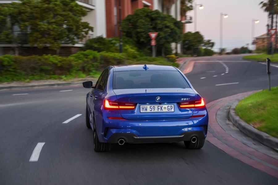  BMW 330i M Sport (G20) 2019 года  (ZA) (фото 7 из 40)